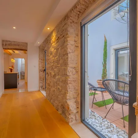 Bella Vista Wit Sea View By Irundo