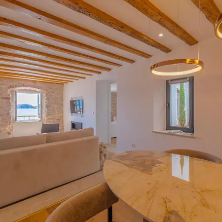 Bella Vista Wit Sea View By Irundo * Sibenik