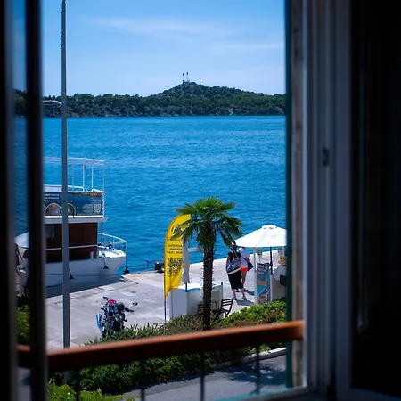 Apartment Bella Vista Wit Sea View By Irundo